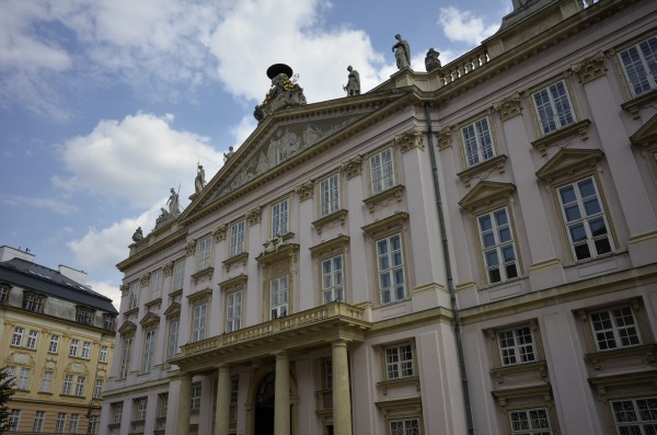Primaciálny palác